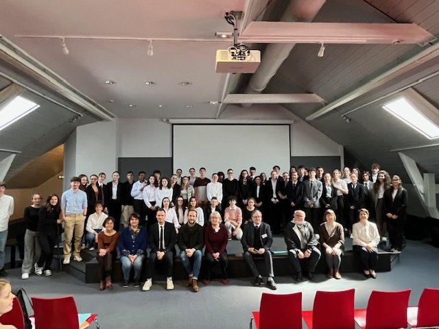 Des élèves du lycée ont remporté la finale académique du concours des jeunes ambassadeurs et ambassadrices